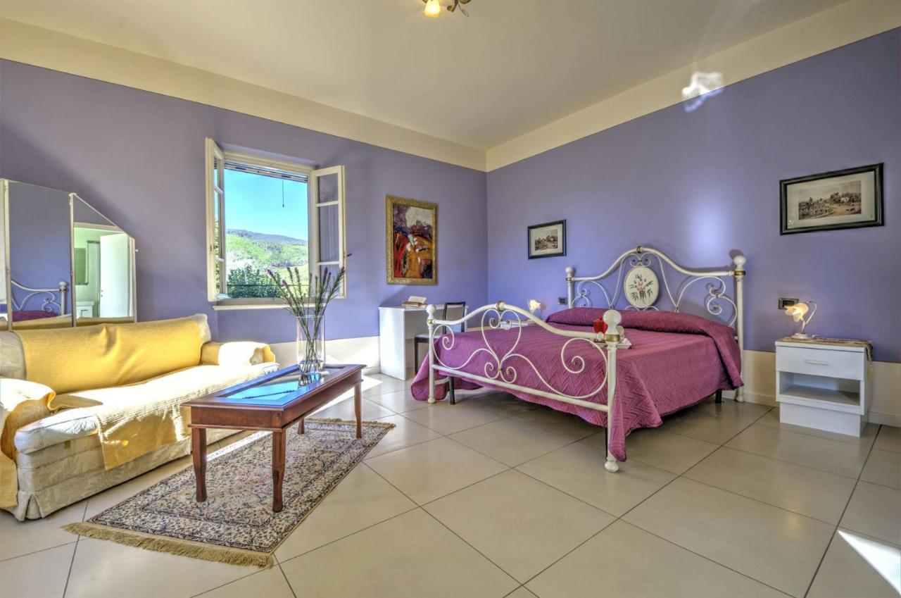 Lucca Cycling Holidays Il Tiglio Rooms Sant'Andrea di Compito Luaran gambar